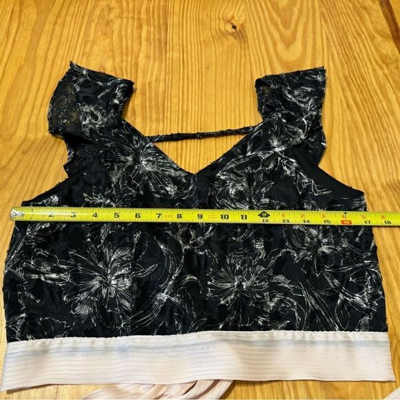 Koch Mini Cropped Top Floral Black/Light Pink w/ Sash Women’s SIZE SMALL - Picture 6 of 9